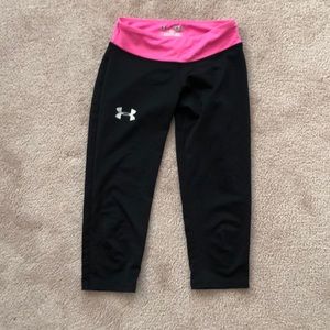 Under Armour girls capri leggings